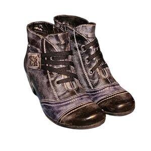 Women Vintage Leather Blue and Black Ankle Boots By Remonte Size 37EU 6.5-7US.